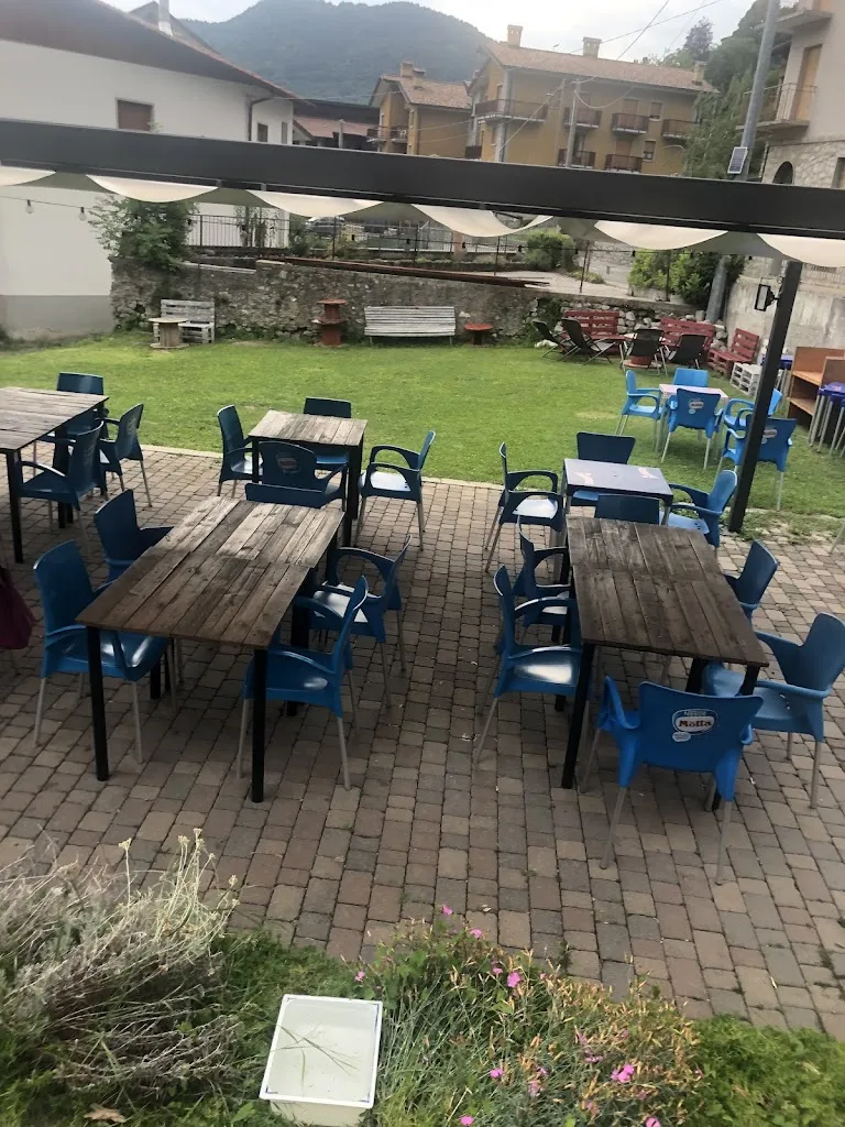 Bar Pizzeria Oasi_Esino Lario_slider_image_1