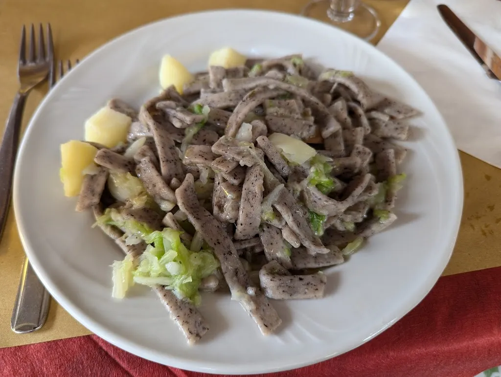 John Carroll_Hotel Centrale_Esino Lario_review