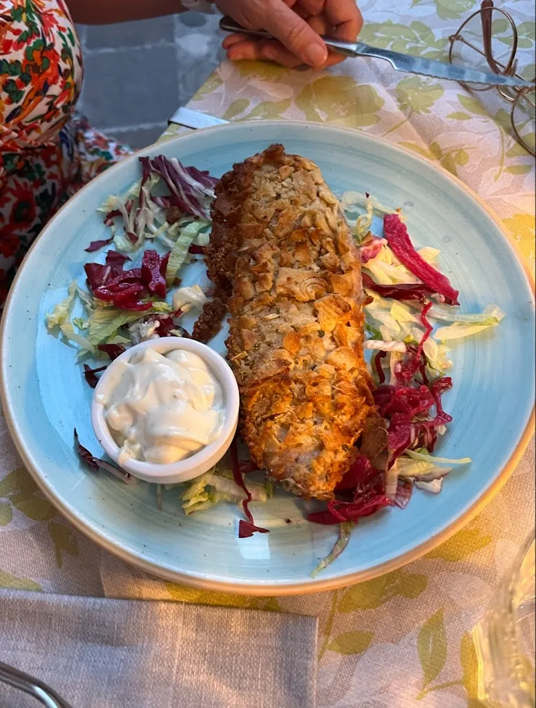 Léa Lecocq_La Taverna del garda_Desenzano del Garda_review