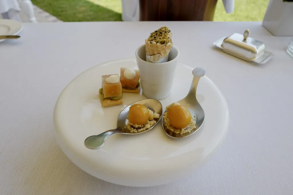 Esplanade_Desenzano del Garda_slider_image_3