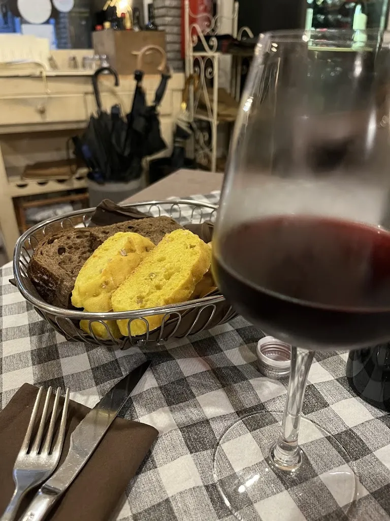 James Topping_Gattolardo_Desenzano del Garda_review