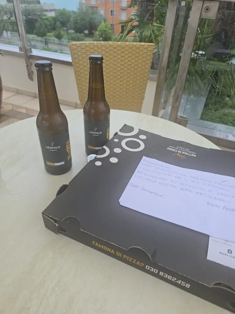 Szilvia Varju_Cartapaglia Pizza & Gin_Desenzano del Garda_review