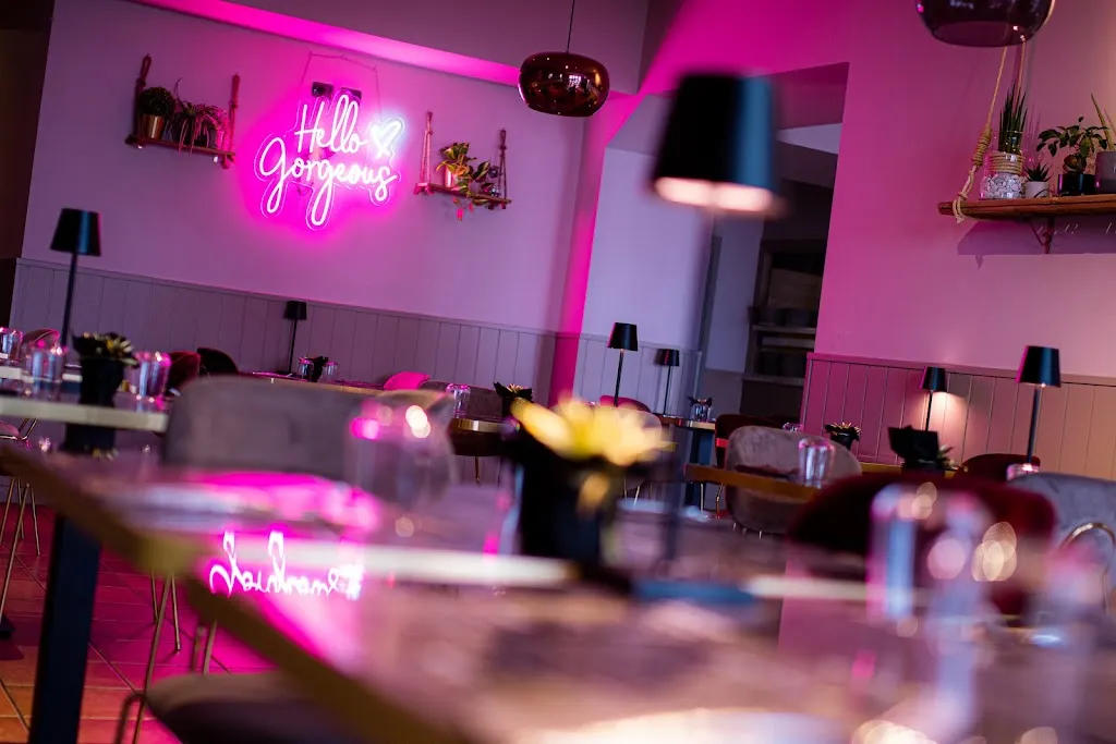 Cartapaglia Pizza & Gin restaurant in Desenzano del Garda