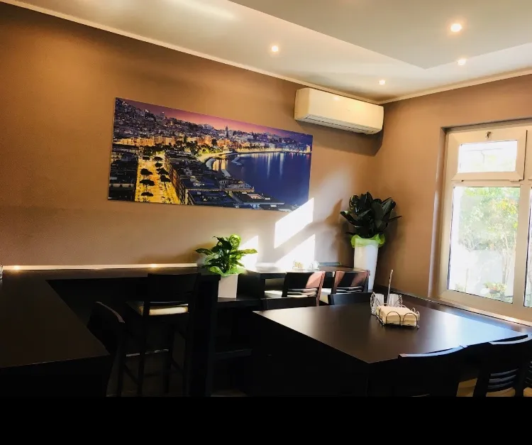 Pizzeria Vesuvio restaurant in Desenzano del Garda