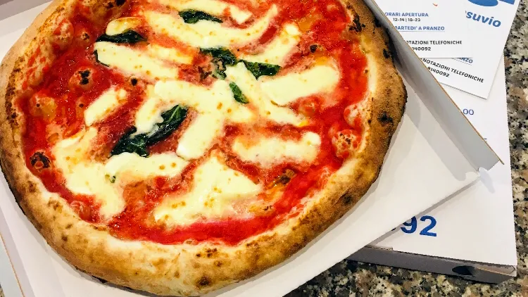 Pizzeria Vesuvio_Desenzano del Garda_slider_image_3