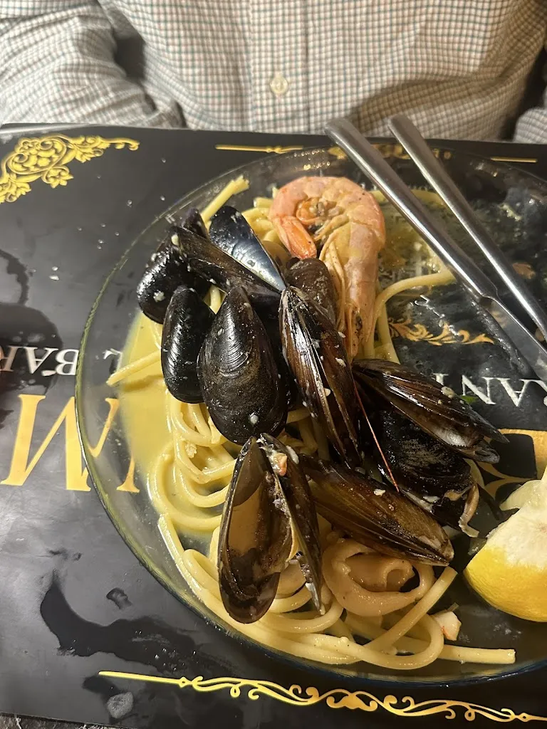 Bethan McG_Tablinum_Desenzano del Garda_review