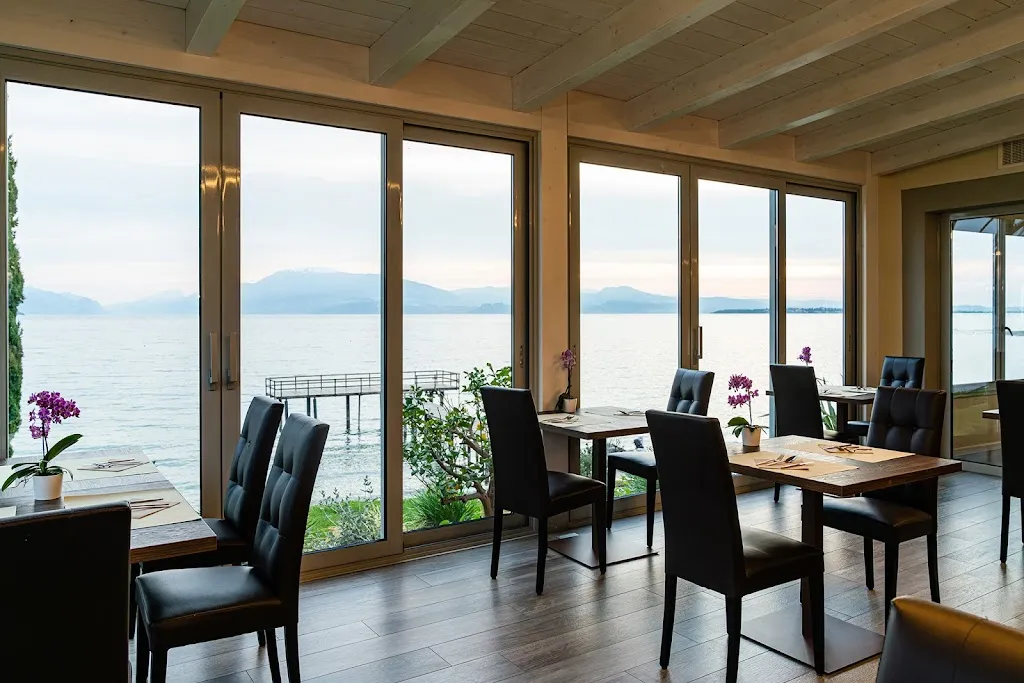 Dolcevita Beach Restaurant & Bar_Desenzano del Garda_slider_image_1