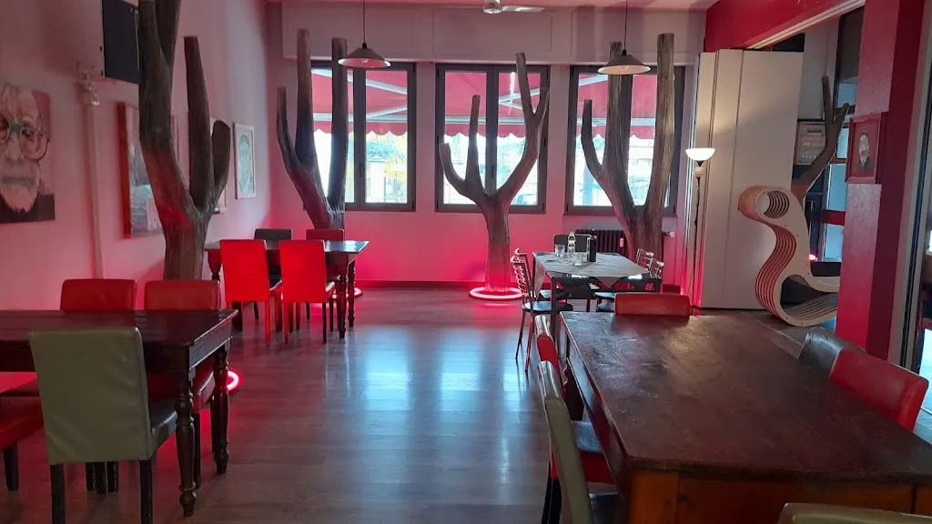 Autharit restaurant in Fara Gera d'Adda