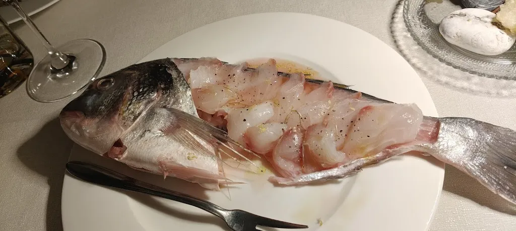 Roberto Farella_Des Artistes_Altamura_review