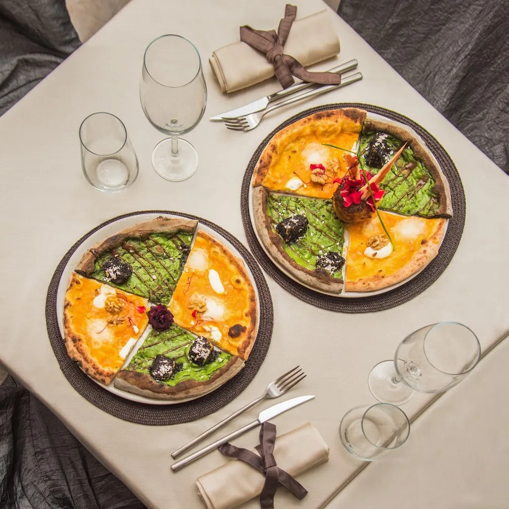 Rose Noir_Fenegrò_slider_image_3