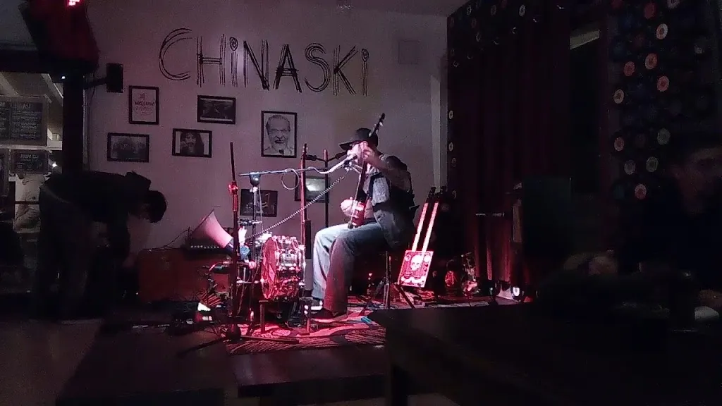 Circolo Arci Chinaski_Felonica_slider_image_2