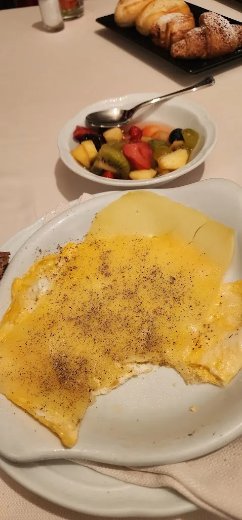 ishraka mohamed_Park Hotel_Figino Serenza_Bewertung