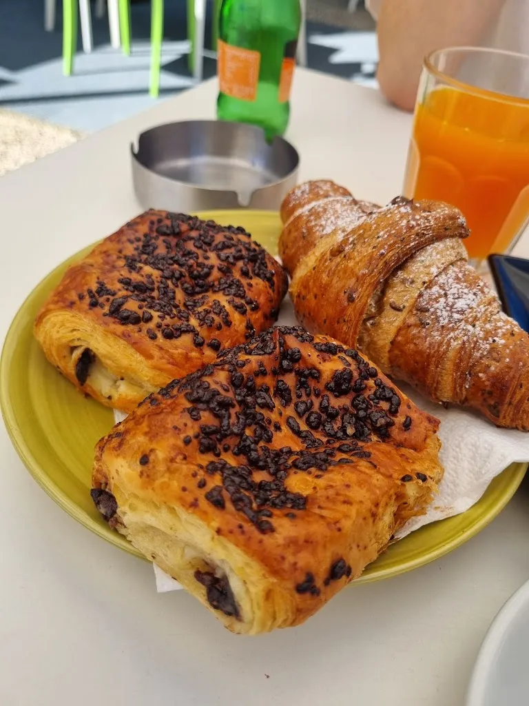 Giada Alrazem_La Borgheria - Ristorante e Caffetteria_Figino_review