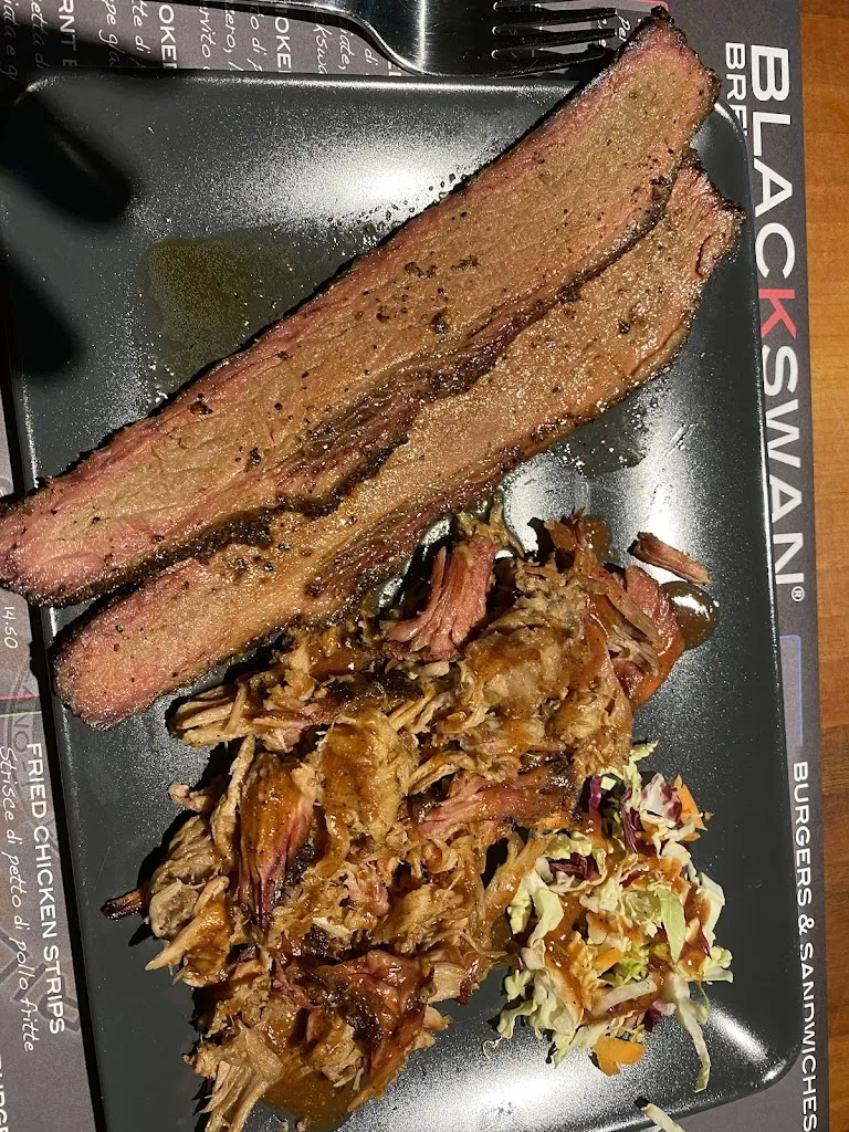 Blackswan Brewery & Smokehouse_Figino_slider_image_2