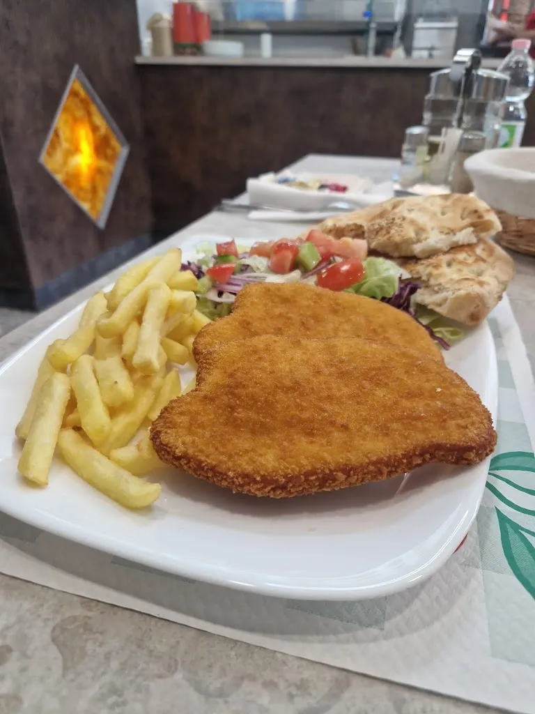 Khalid MJ_Fizzonasco Turkish Kebap Pizza Grill_Fizzonasco_review