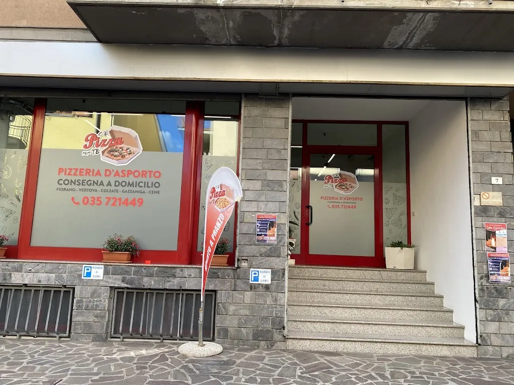 C'è Pizza Per Te restaurant in Fiorano al Serio