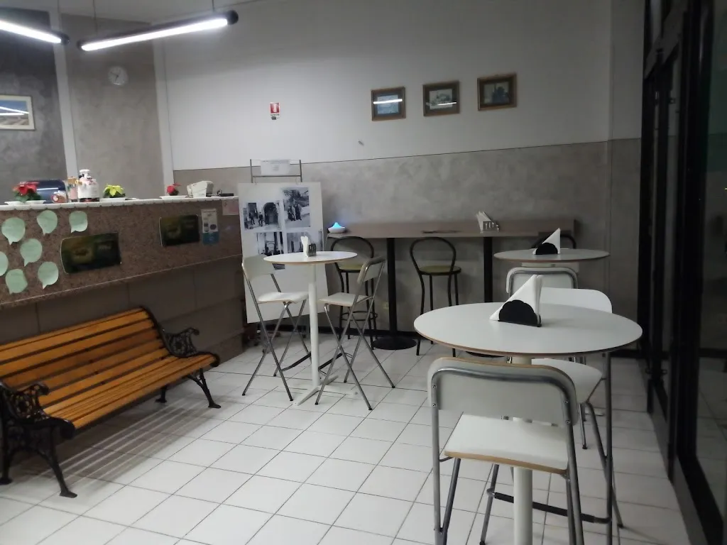 Golfo di Napoli restaurant in Folzano