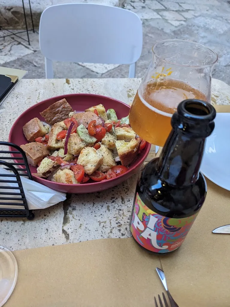 Valentina Rossi_Affette_Altamura_recensione