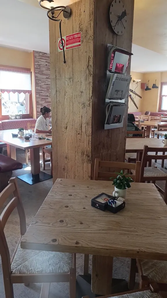 Ristorante Sant'Ambroeus_Foppolo_slider_image_2