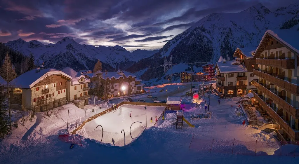 K2 Hotel & Restaurant_Foppolo_slider_image_1