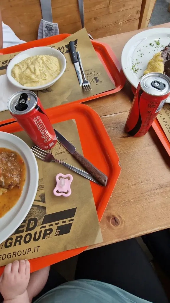 Rifugio Montebello - Terrazza Salomon_Foppolo_slider_image_2