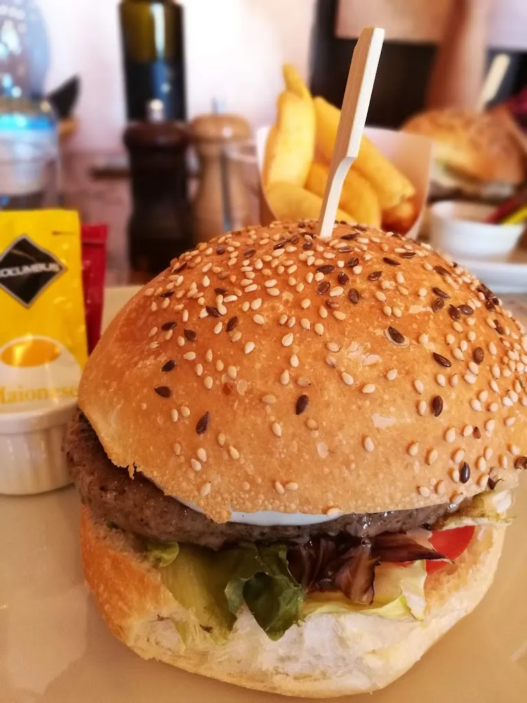 Menu_Meet Bistrot - Food & Drink_Flero_image_5