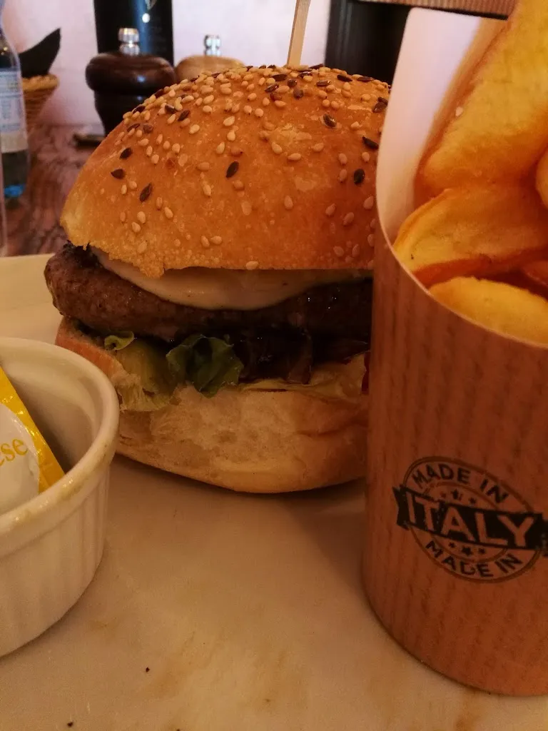 Menu_Meet Bistrot - Food & Drink_Flero_image_6