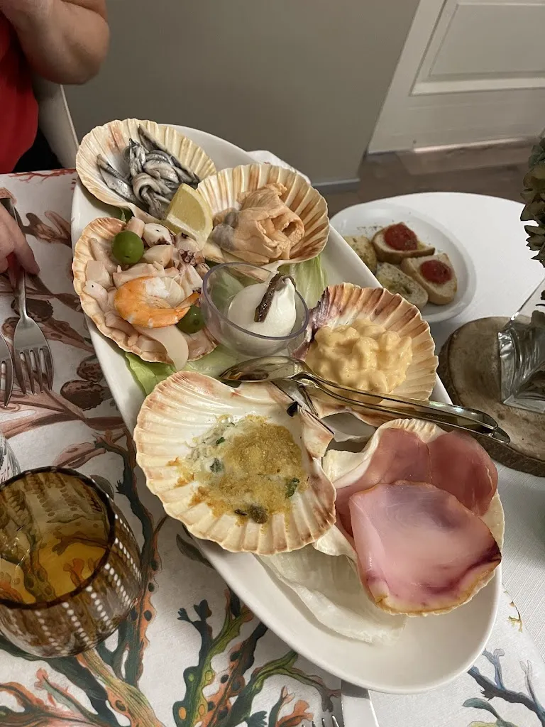 Andrea Agostini_AnphorA_Flero_review