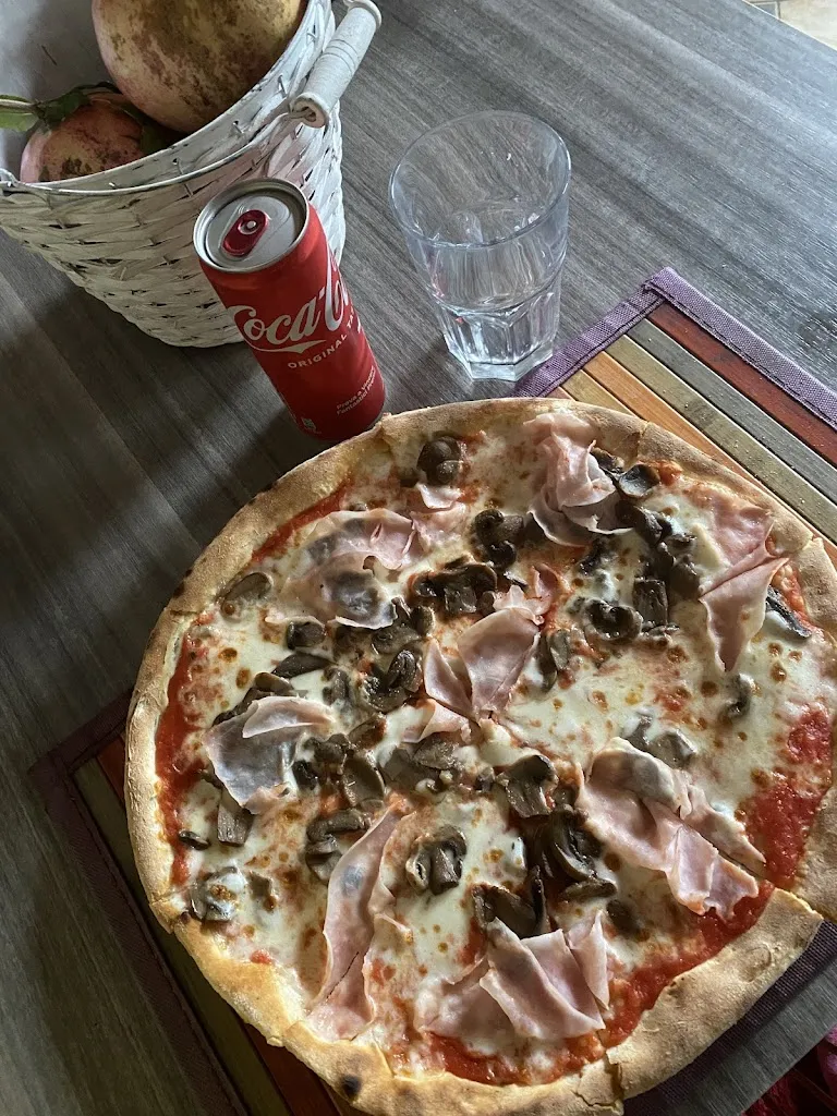 PIZZERIA D’ASPORTO REGINELLA_Flero_slider_image_2