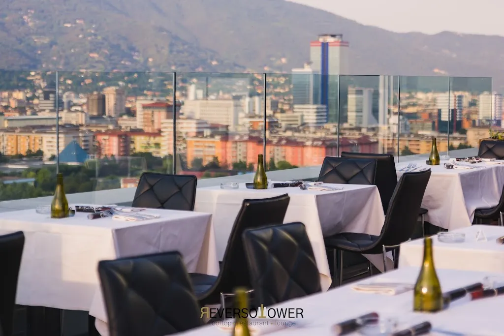 Reverso Tower restaurant in Flero