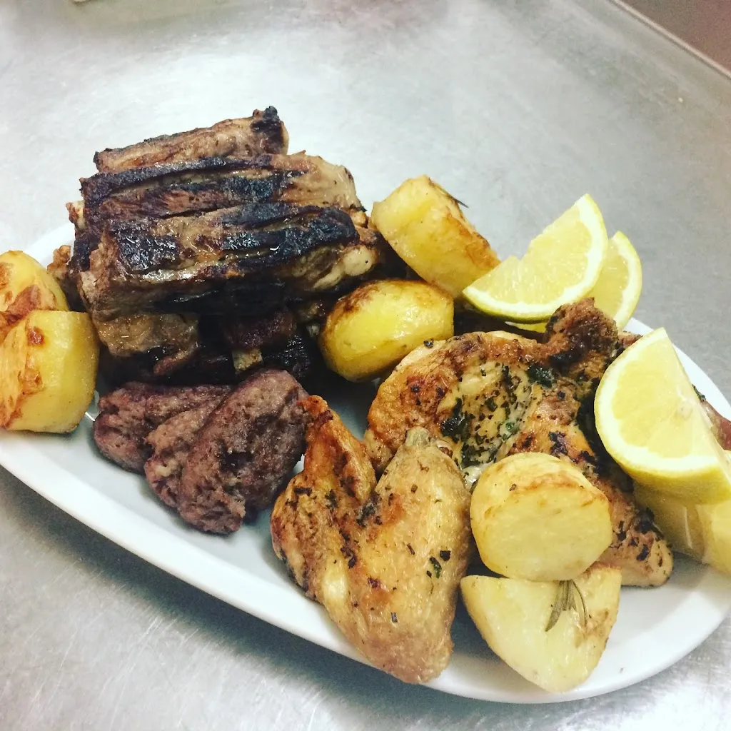 Trattoria Da Nano_Foresto Sparso_slider_image_3