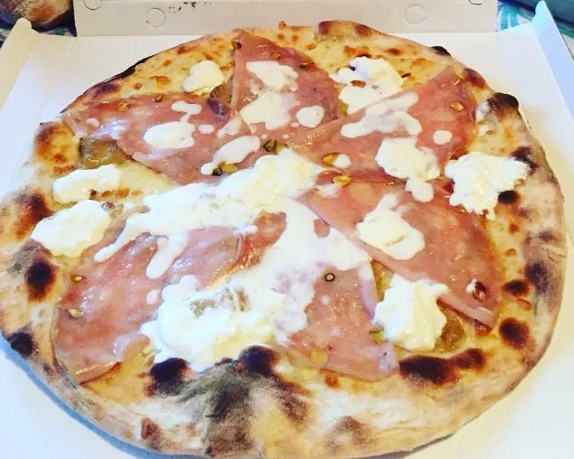 Forest Pizza_Foresto Sparso_slider_image_3