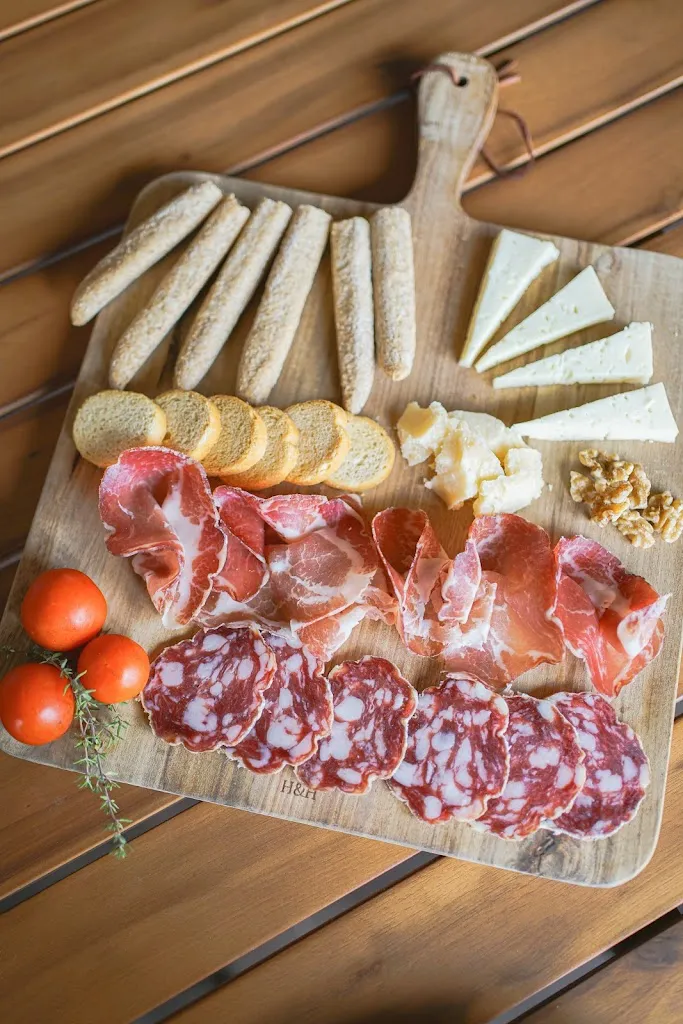 Luce Restaurant_Fortunago_slider_image_2