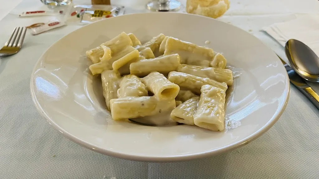 Trattoria San Pietro_Fornovo San Giovanni_slider_image_2