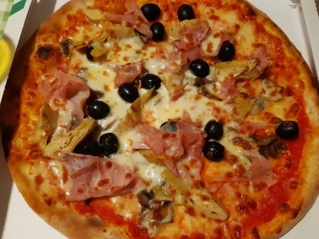 Pizzeria San Giovanni_Fornovo San Giovanni_slider_image_2