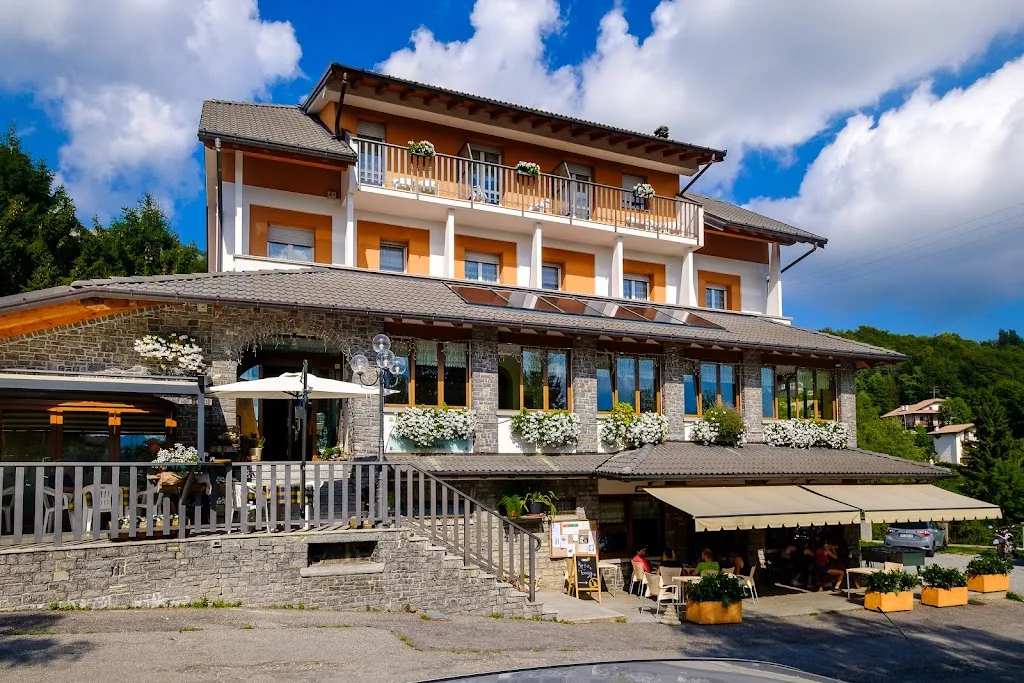 Hotel Ristorante Moderno restaurant in Fuipiano Valle Imagna