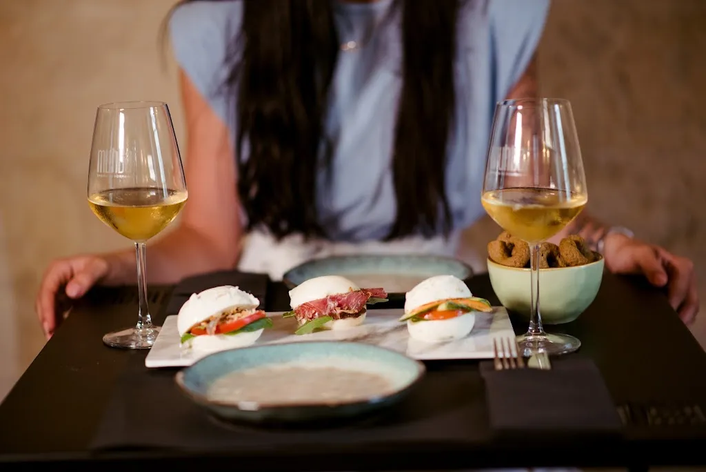 MuhBar - formaggi & vini artigianali_Altamura_slider_image_2