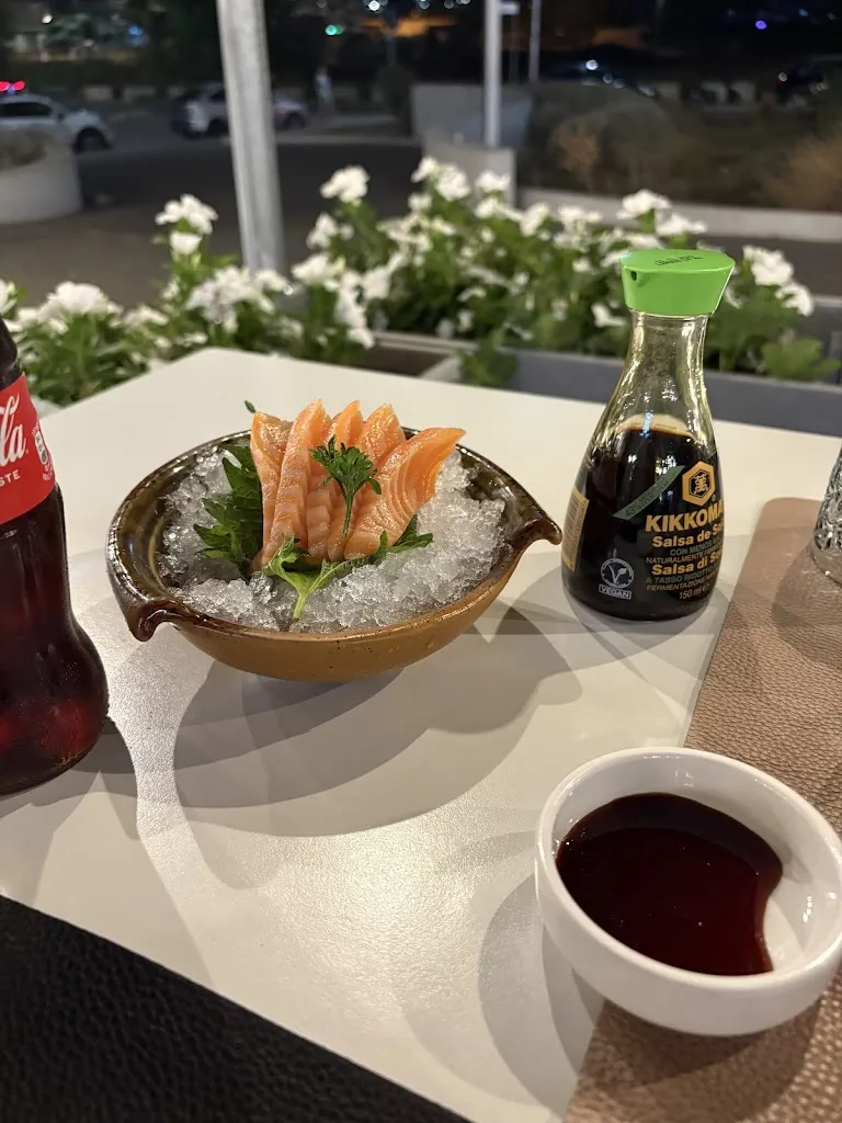 Jonathan Landolfo_Nakama Altamura sushi Restaurant_Altamura_review