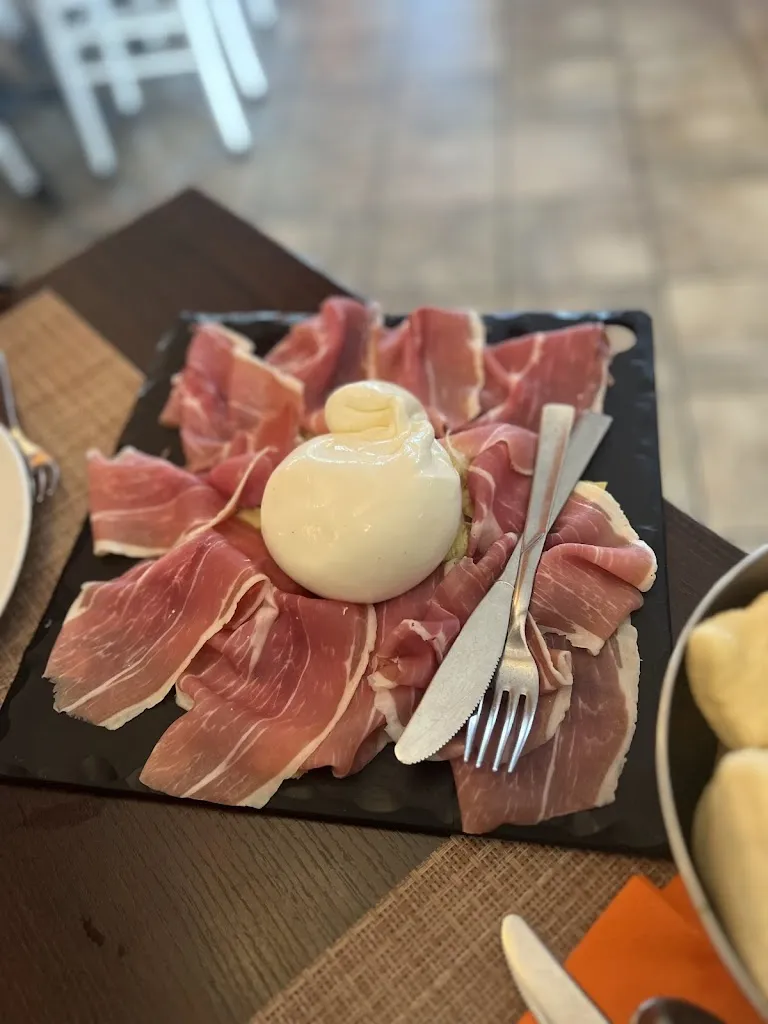 Trattoria Tre Stelle con Locanda B&B_Galliavola_slider_image_3