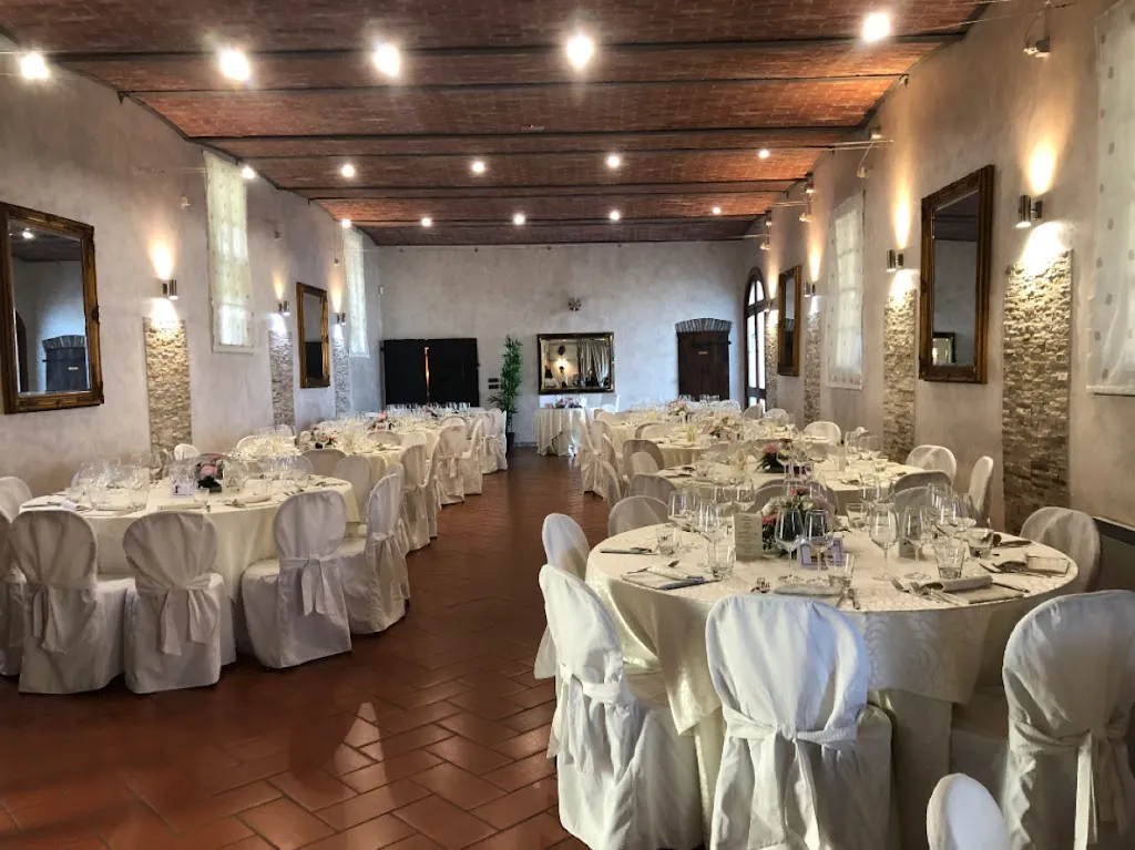 Il Torchio di Villa Bellardi restaurant in Galliate Lombardo