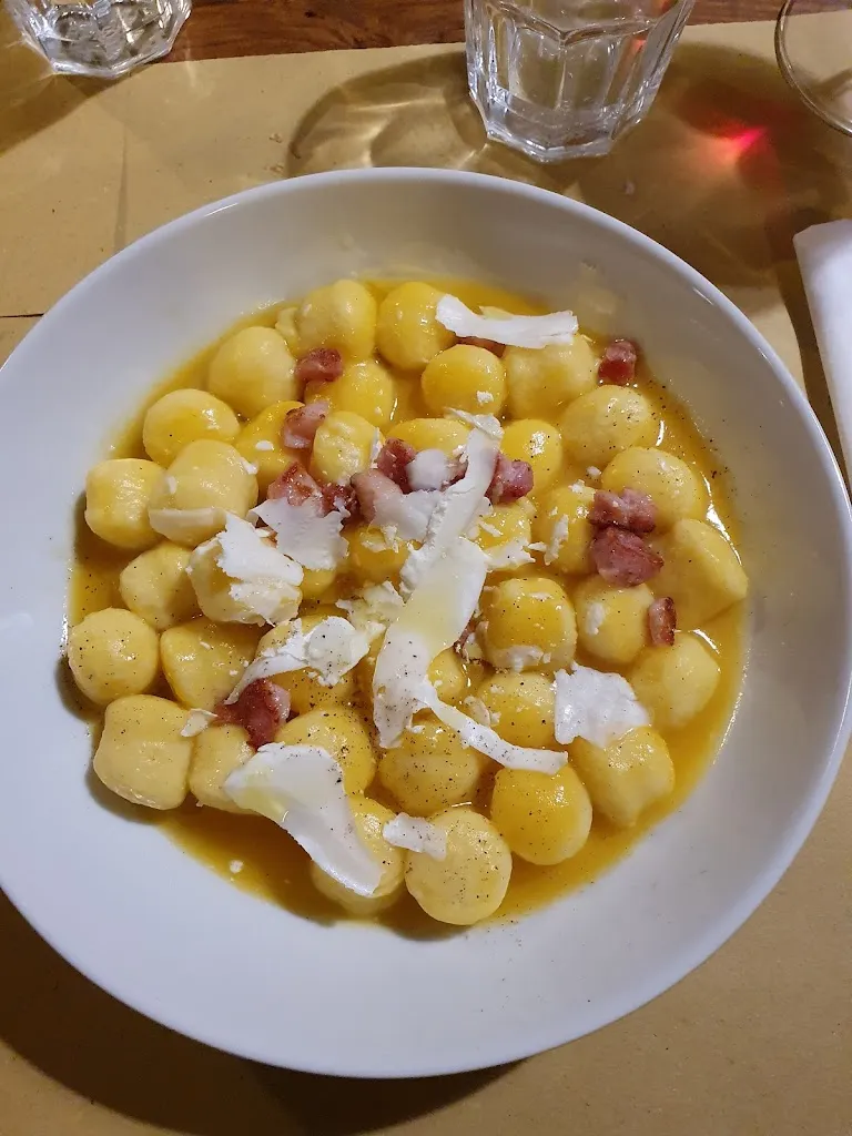 Verso Il Vino_Galliate Lombardo_slider_image_3