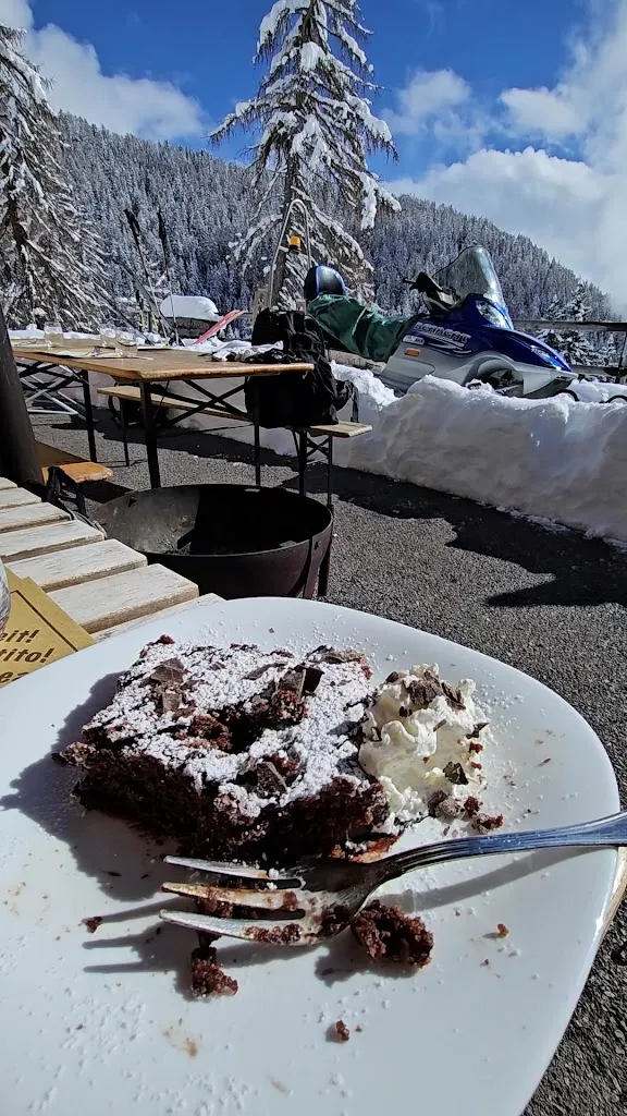 Patryk Poślednik_Malga Stabli - Ristorante Bar_Gallo-Tre Re-Mezzana Corti_review