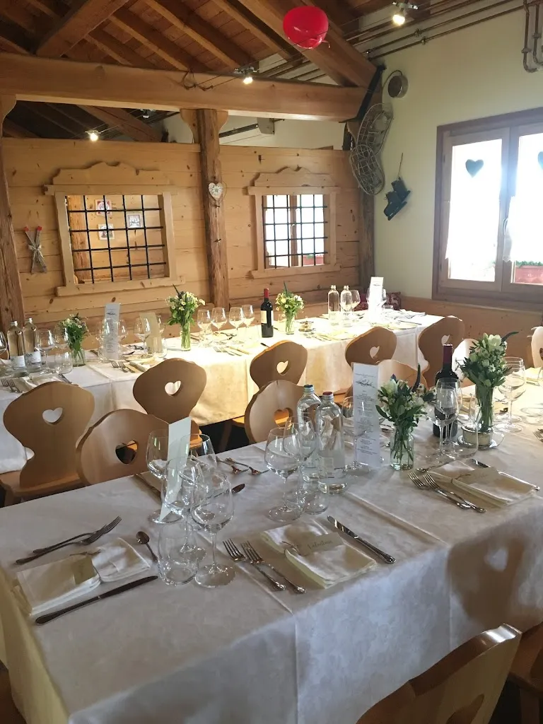 Malga Stabli - Ristorante Bar_Gallo-Tre Re-Mezzana Corti_slider_image_1