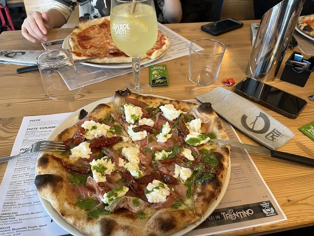 Piotr Gałecki_Rifugio Orti 1900_Gallo-Tre Re-Mezzana Corti_review