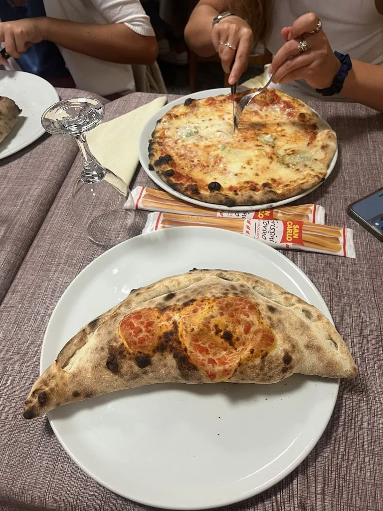 Alicia MORET_Bar Pizzeria Trota_Gandellino_recensione