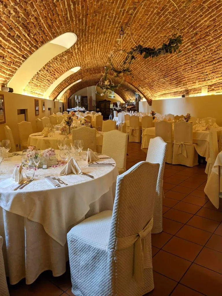 Ristorante Al Castello_Gambolò_slider_image_3