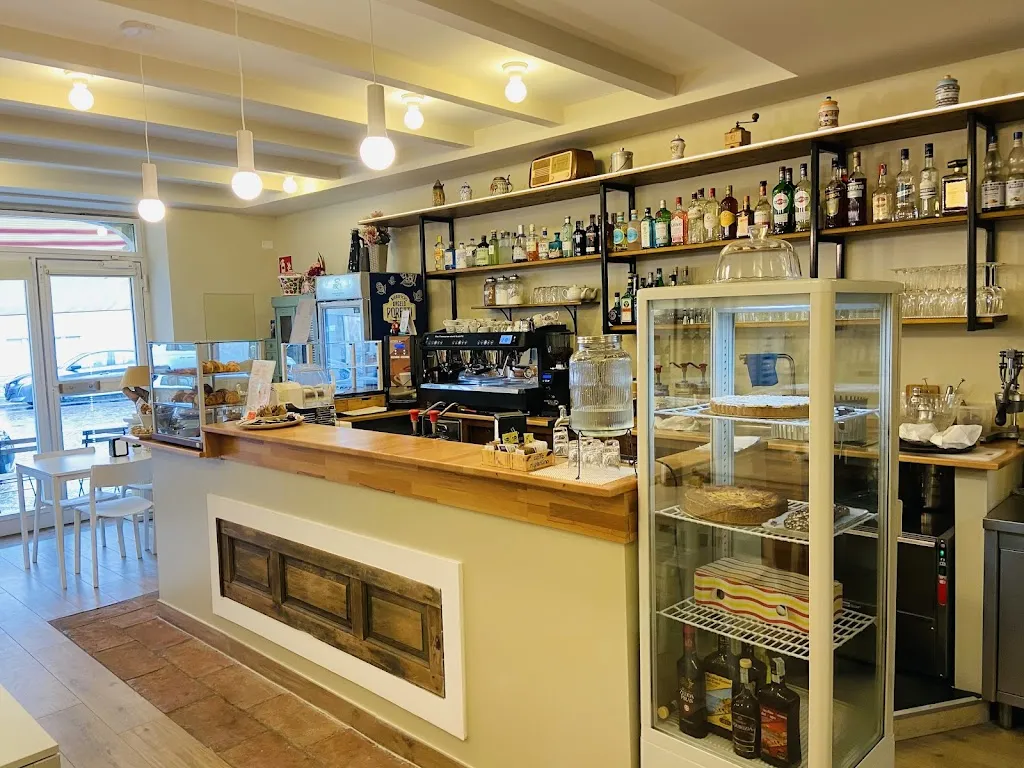 Osteria Rugantino restaurant in Gambolò