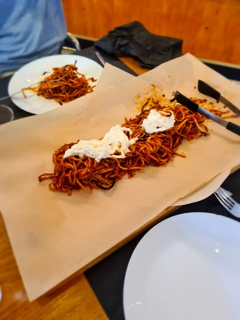 Sara Mendelowska_Famiglia Fieschi_Altamura_review