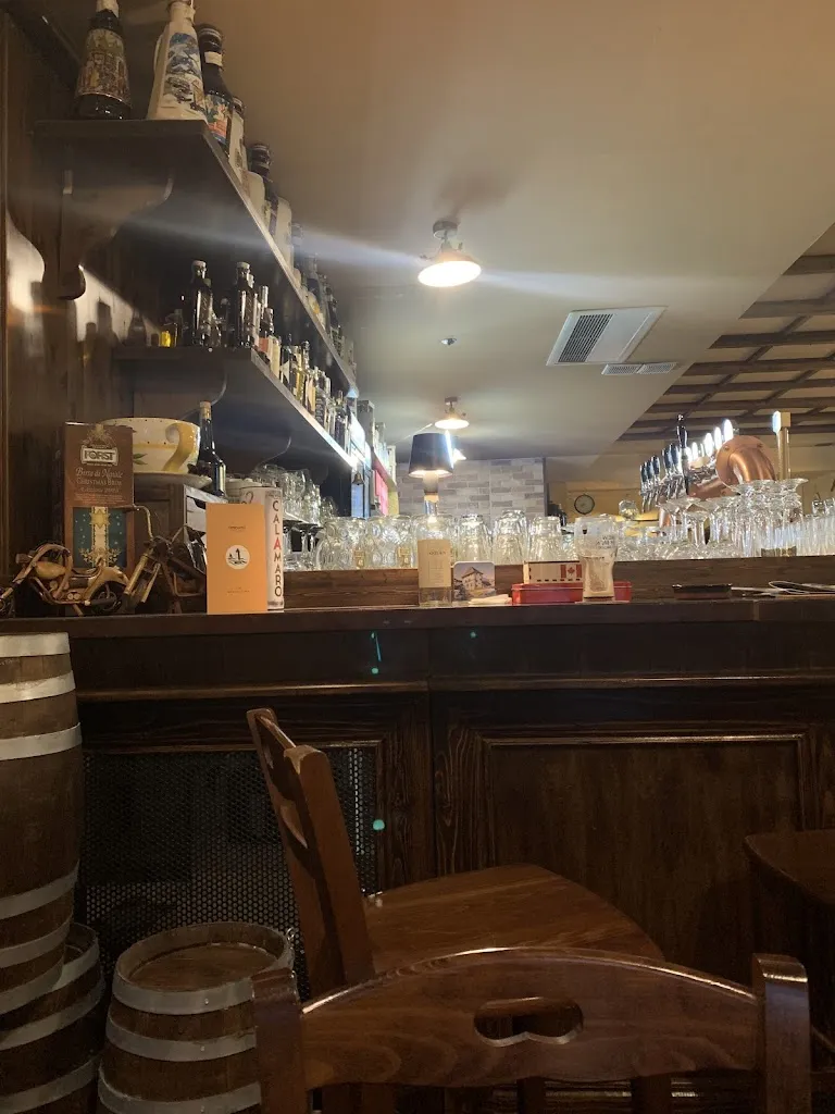 Tony'S Pub restaurant in Gambolò