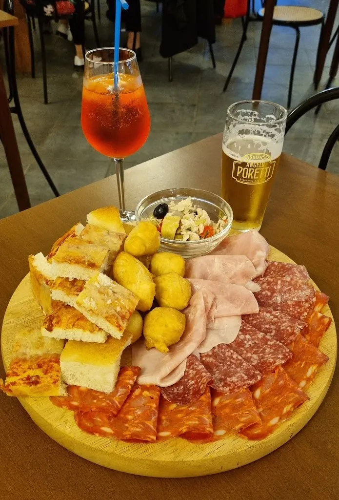 Aps Club Villa Nellina_Gambolò_slider_image_1